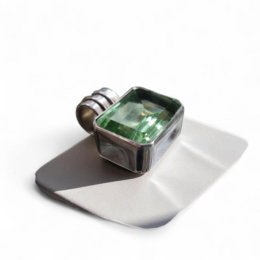 Colgante de Plata 950 y Circón Verde
