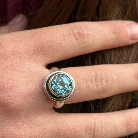 Anillo de Plata 950 y Topacio Swiss