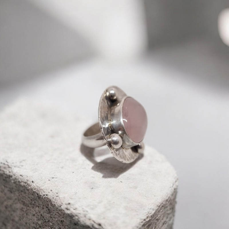 Anillo Cuarzo rosa oval