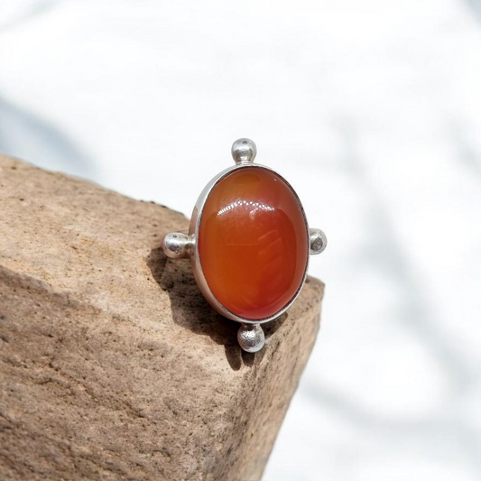 Anillo Cornalina esferas