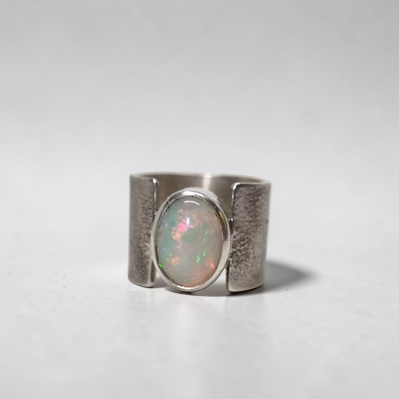 Anillo Ópalo Tubo