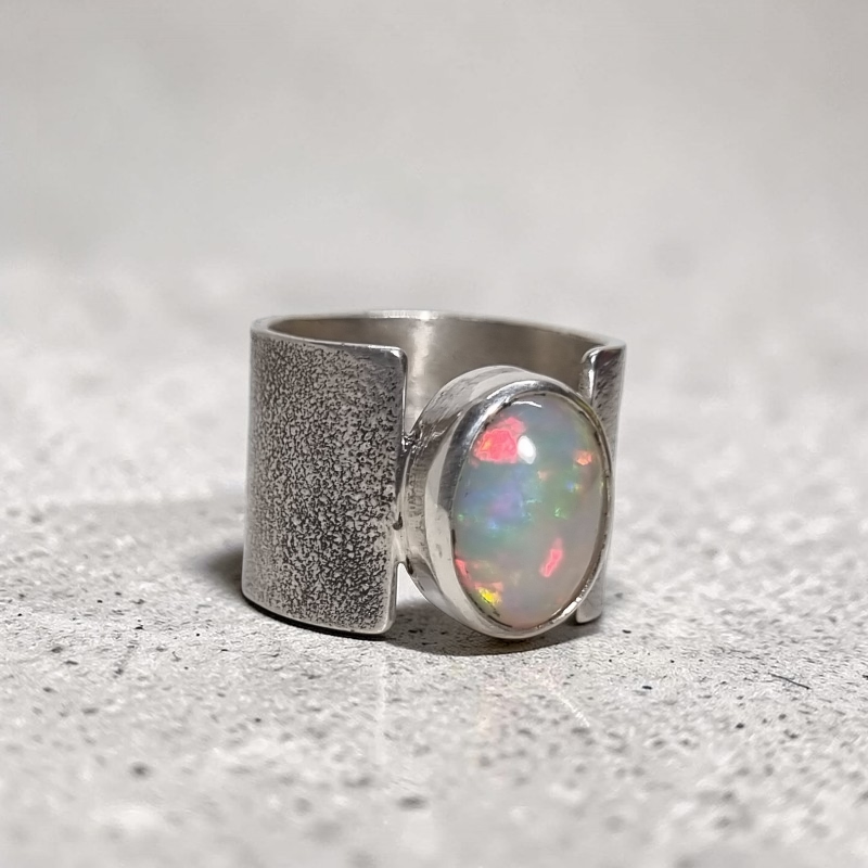 Anillo Ópalo Tubo