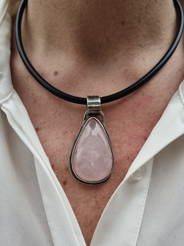 Cuarzo rosa Pera