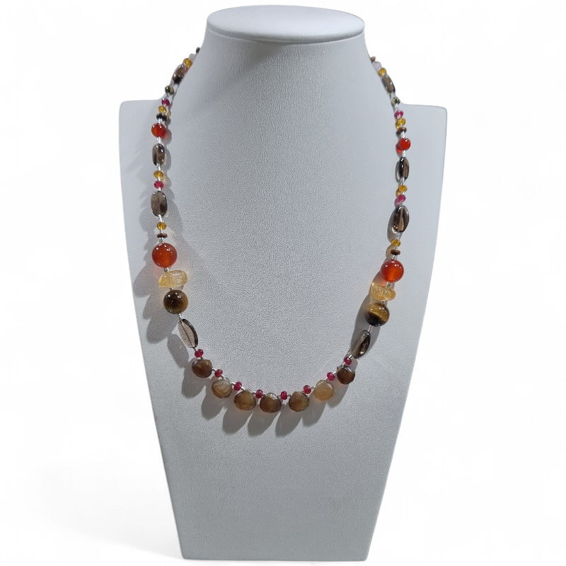 Collar distintas Piedras