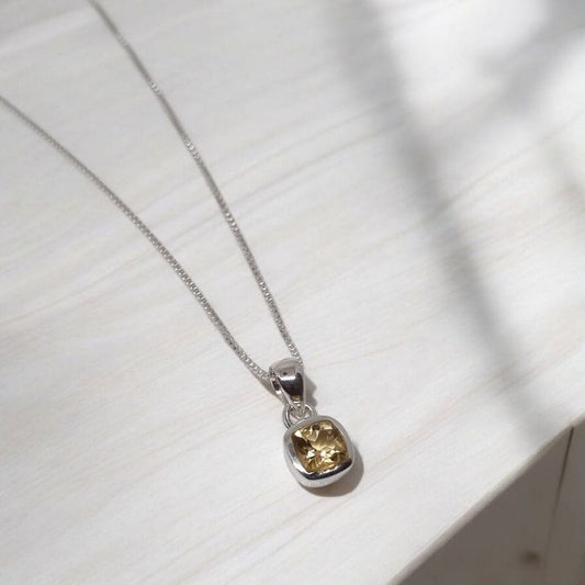 Colgante Citrino y Plata