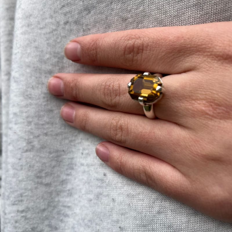 Anillo Citrino Medeira y Plata 950