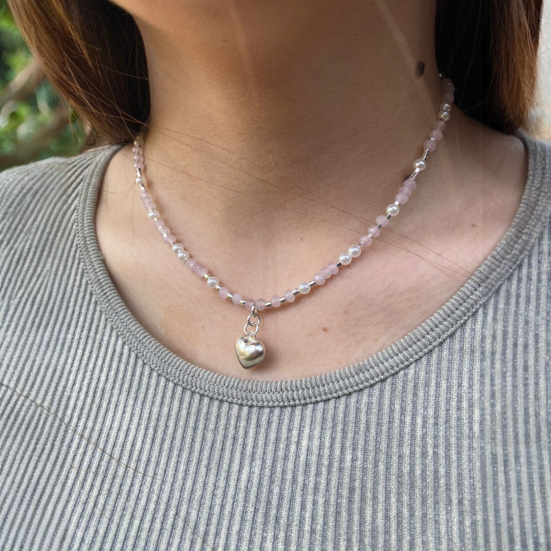 Choker Perlas y Cuarzo rosa