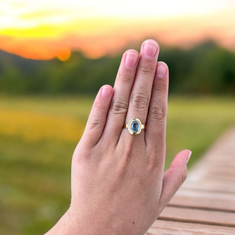 Aguamarina y oro 18k