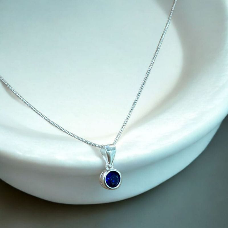 Collar Punto Luz Azul